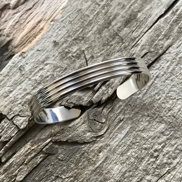 Polished Sterling Silver Pinstripe Open Cuff Bangle Handmade 10x2mm Wide - Picture 3 of 5